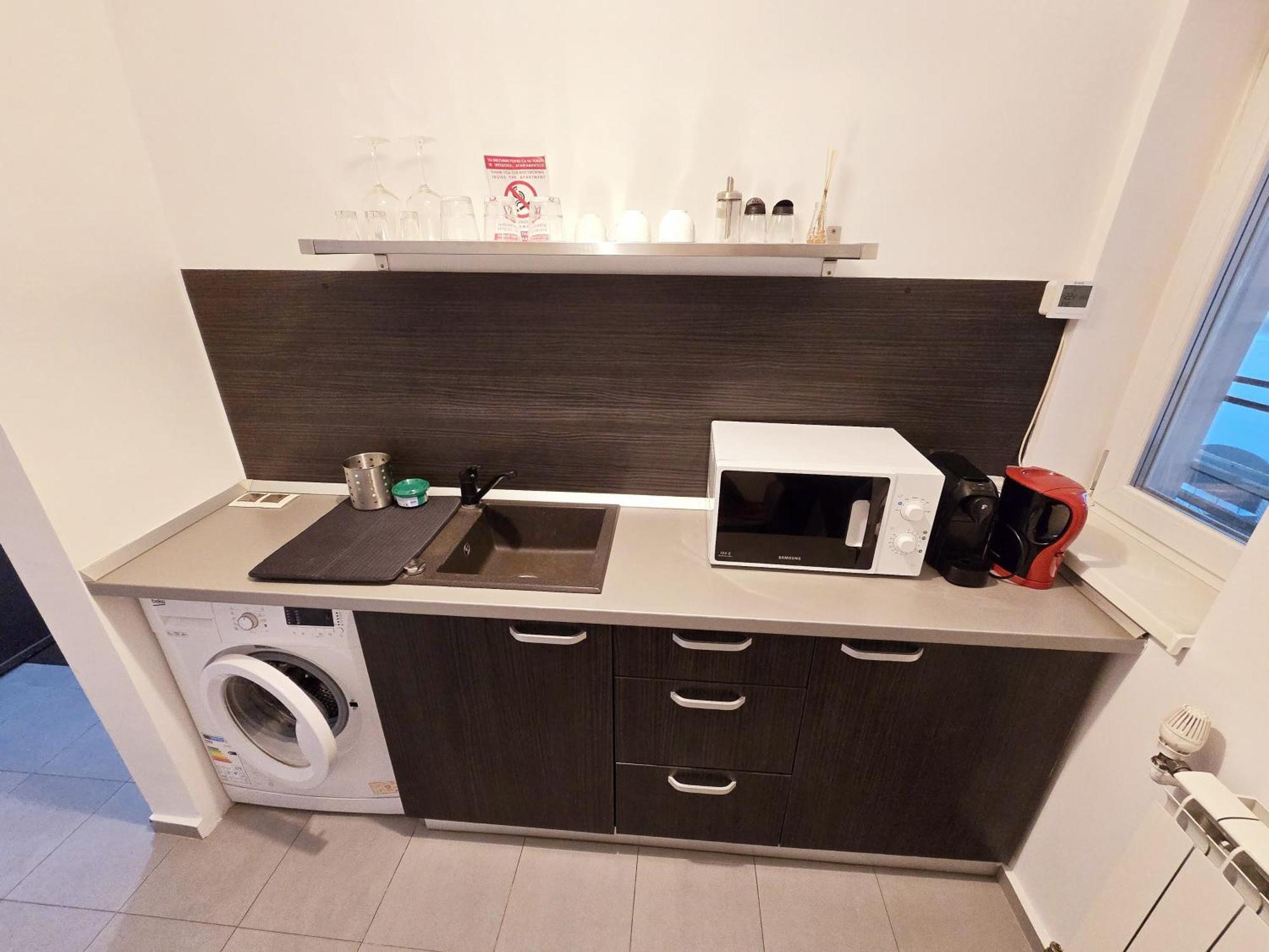 Marcos Apartments - Self Check-In 레시차 외부 사진